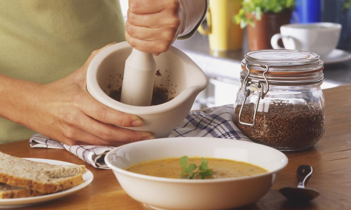Add flax seeds to soup for good bowel function